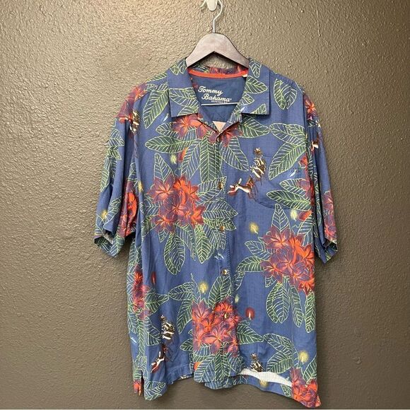 Tommy Bahama Christmas short sleeve Hawaiian shirt with reindeer and poinsettia - Picture 2 of 13